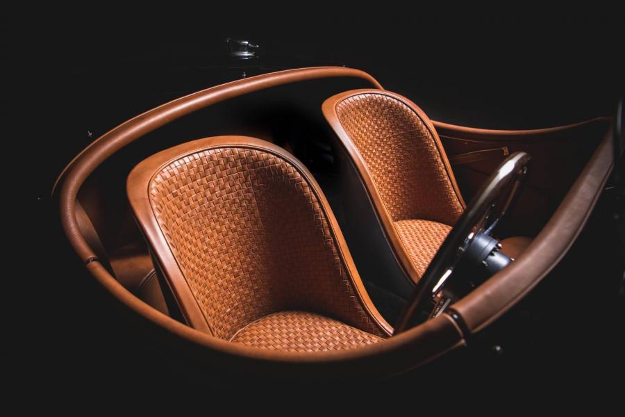 Интерьер Jaguar XK120 Roadster by Jaguar Classic Restores 1954 года  (фото 25 из 34)
